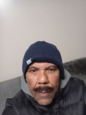 Canadian men looking for love