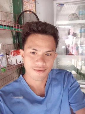 <span>James michael, 22</span>&nbsp;<span style='width: 25px; height: 16px; float: right; background-image: url(/bitmaps/flags_small/PH.PNG)'>&nbsp;</span><br><span>Camaligan, Philippines</span>&nbsp;<input type='button' class='joinbtn' style='float: right' value='JOIN NOW' />