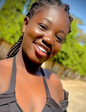 <span>Lydia, 28</span> <span style='width: 25px; height: 16px; float: right; background-image: url(/bitmaps/flags_small/GH.PNG)'> </span><br><span>Berekum, Ghana</span> <input type='button' class='joinbtn' style='float: right' value='JOIN NOW' />