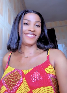 <span>Sarah, 44</span> <span style='width: 25px; height: 16px; float: right; background-image: url(/bitmaps/flags_small/NG.PNG)'> </span><br><span>Lagos, Nigeria</span> <input type='button' class='joinbtn' style='float: right' value='VISIT NOW' />
