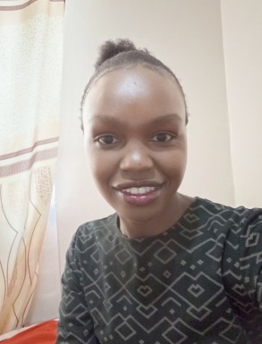 <span>Sharon, 24</span> <span style='width: 25px; height: 16px; float: right; background-image: url(/bitmaps/flags_small/KE.PNG)'> </span><br><span>Nairobi, Kênia</span> <input type='button' class='joinbtn' style='float: right' value='JOIN NOW' />