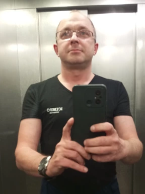 Russian men looking for love