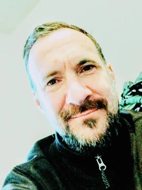 American men looking for love