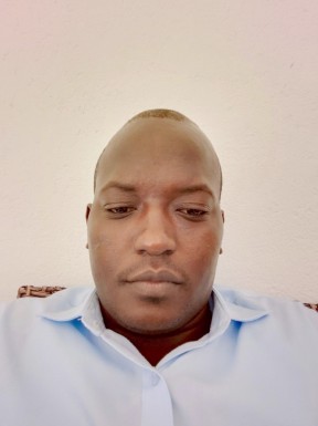 <span>Richard, 35</span> <span style='width: 25px; height: 16px; float: right; background-image: url(/bitmaps/flags_small/KE.PNG)'> </span><br><span>Athi River, Kenya</span> <input type='button' class='joinbtn' style='float: right' value='JOIN NOW' />