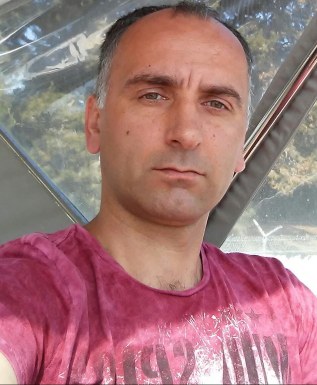 American men looking for love