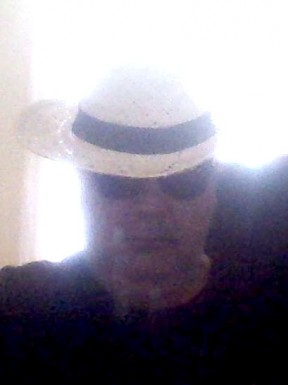 French men looking for love