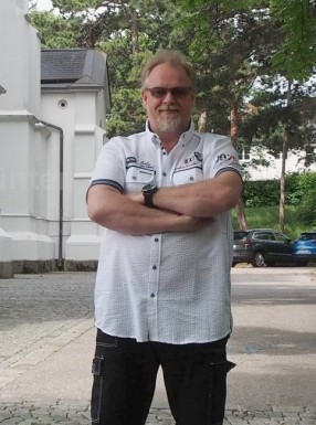 Foreign men for dating