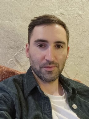 Russian men looking for love