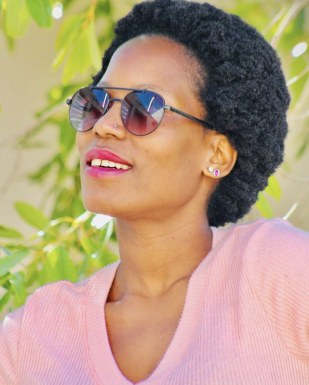 <span>Mercy, 30</span> <span style='width: 25px; height: 16px; float: right; background-image: url(/bitmaps/flags_small/ZA.PNG)'> </span><br><span>Cape Town, South Africa</span> <input type='button' class='joinbtn' style='float: right' value='JOIN NOW' />