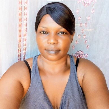 <span>Queen Esi, 48</span> <span style='width: 25px; height: 16px; float: right; background-image: url(/bitmaps/flags_small/KE.PNG)'> </span><br><span>Roubaix, Kenya</span> <input type='button' class='joinbtn' style='float: right' value='JOIN NOW' />