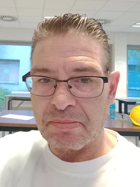 Foreign men for dating