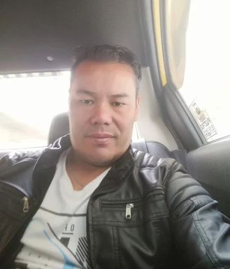 <span>Alejo, 49</span>&nbsp;<span style='width: 25px; height: 16px; float: right; background-image: url(/bitmaps/flags_small/CO.PNG)'>&nbsp;</span><br><span>Cota, Colombia</span>&nbsp;<input type='button' class='joinbtn' style='float: right' value='JOIN NOW' />