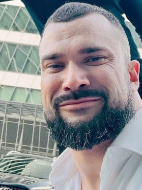 Russian men looking for love