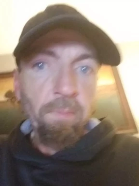 Canadian men looking for love