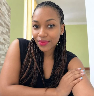 <span>Aysha, 32</span>&nbsp;<span style='width: 25px; height: 16px; float: right; background-image: url(/bitmaps/flags_small/TZ.PNG)'>&nbsp;</span><br><span>Dar es Sala, Tanzanie</span>&nbsp;<input type='button' class='joinbtn' style='float: right' value='JOIN NOW' />